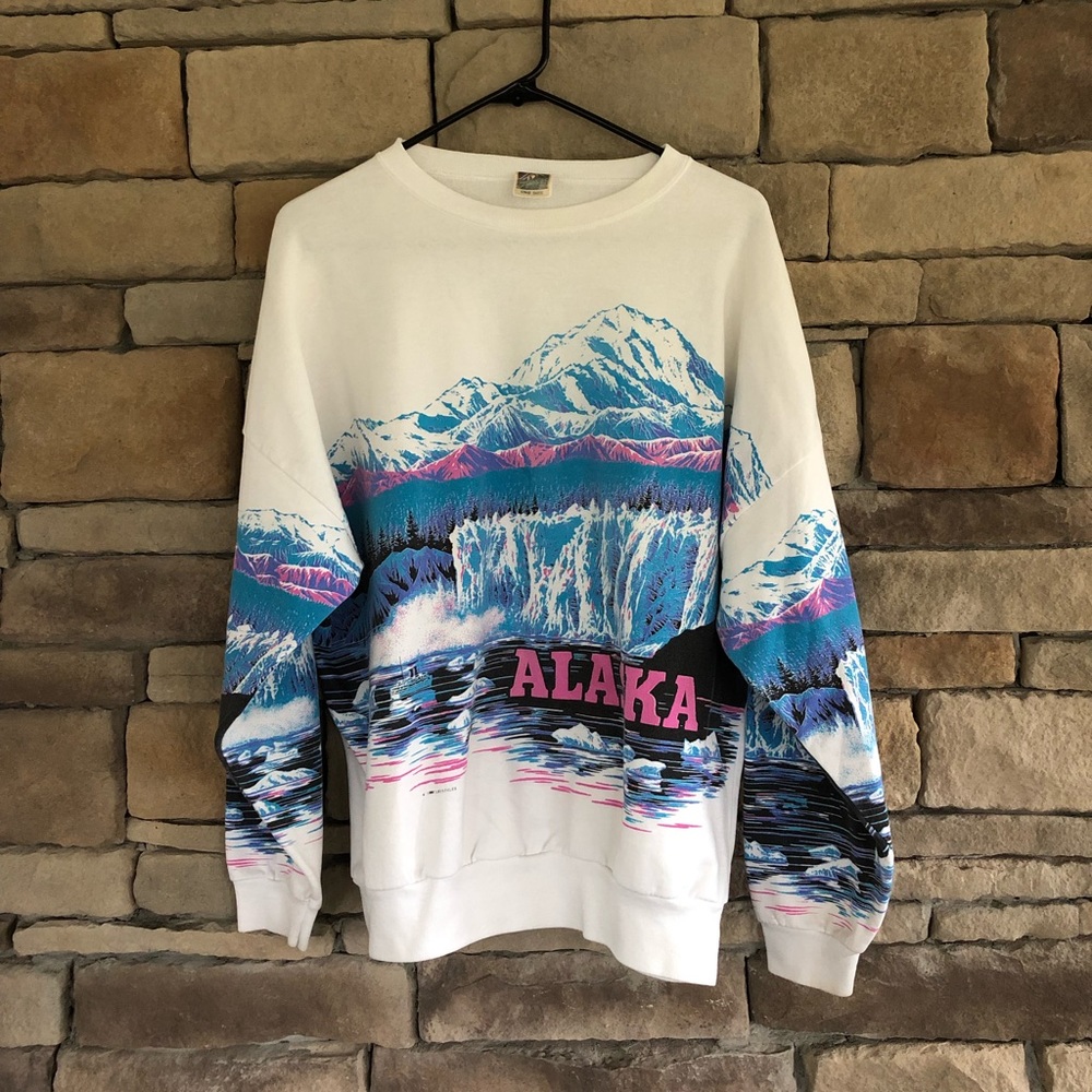 Vintage Alaska Crewneck Sweatshirt